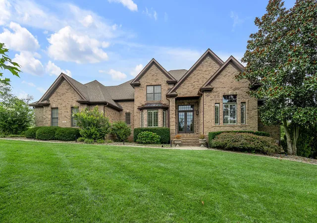 Single family home for sale at 106 Deerfield Cir, Nicholasville, KY 40356 | MLS# 26025259