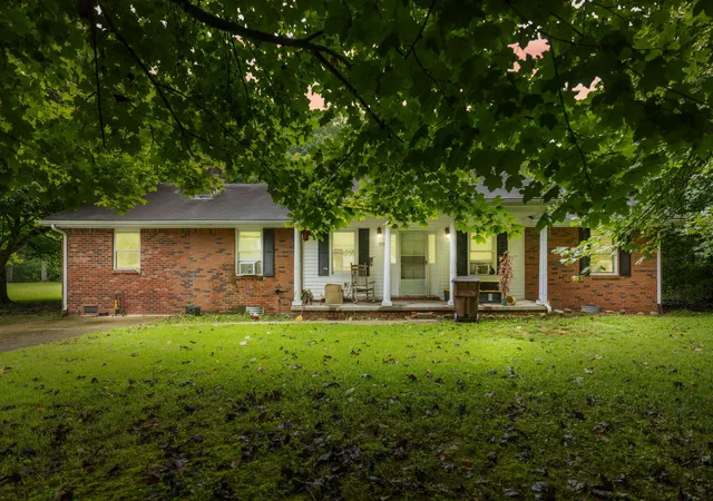 Single family home for sale at 333 Sycamore Rd, Stanton, KY 40380 | MLS# 26025257