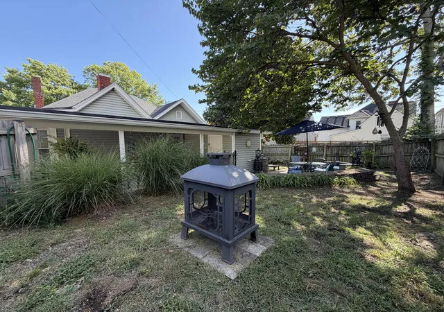 Photo 4 of Single family home for sale at 118 College St, Winchester, KY 40391 | MLS# 26025290 | Listing updated on 2026-09-15