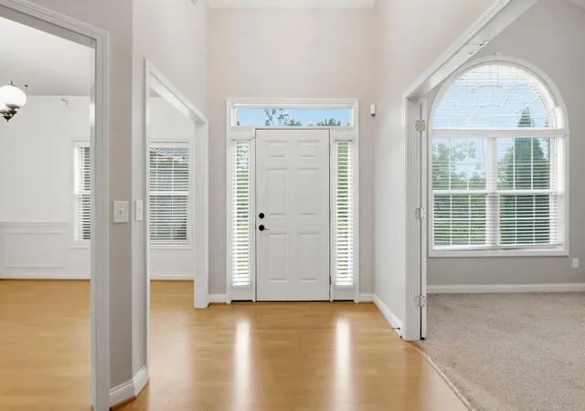 Photo 2 of Single family home for sale at 2784 Red Leaf Dr, Lexington, KY 40509 | MLS# 26026489 | Listing updated on 2026-10-19