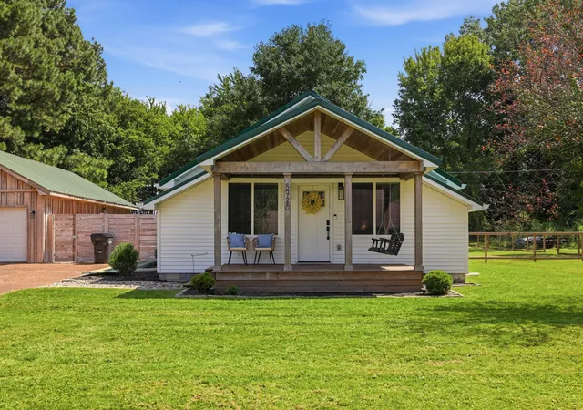 Photo 1 of Single family home for sale at 5920 Metropolis Lake Rd, West Paducah, KY 42086 | MLS# 26025316 | Listing updated on 2026-09-14