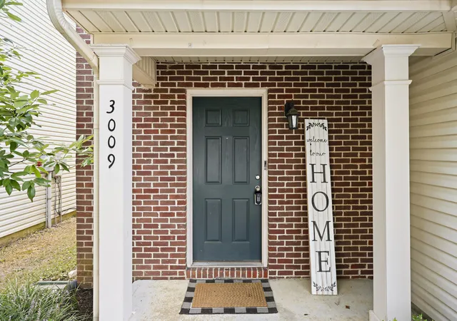 Photo 3 of Single family home for sale at 3009 Many Oaks Park, Lexington, KY 40509 | MLS# 26025289 | Listing updated on 2026-09-14