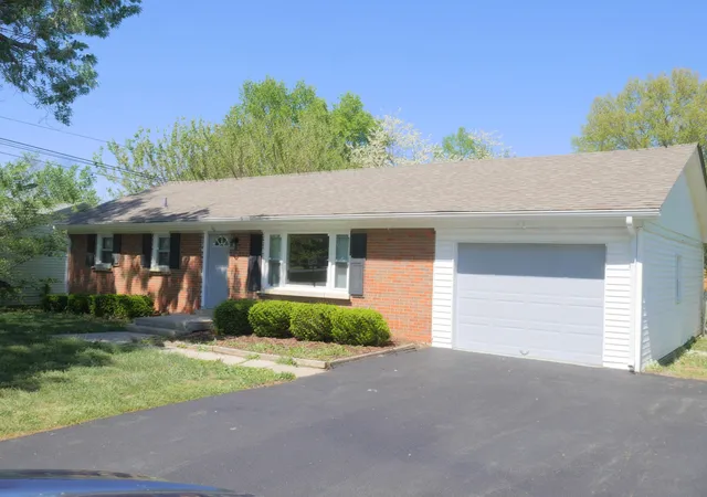 Photo 1 of Single family home for sale at 175 Winston Ave, Lexington, KY 40505 | MLS# 26025323 | Listing updated on 2026-09-14