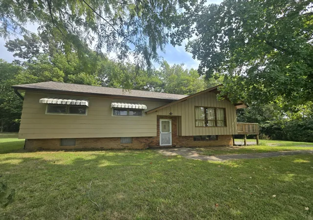 Photo 1 of Single family home for sale at 708 Armstrong Rd, Smithland, KY 42081 | MLS# 26025527 | Listing updated on 2026-09-16