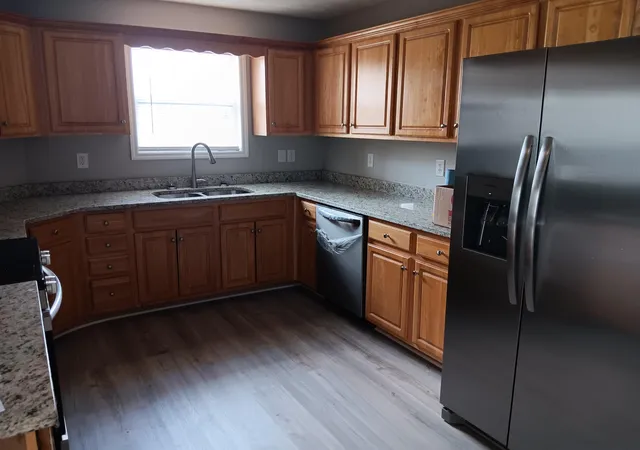 Photo 3 of Single family home for sale at 2057 Osprey Cvs Dr, Shelbyville, KY 40065 | MLS# 26025322 | Listing updated on 2026-09-14