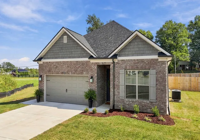 Photo 2 of Sale Pending at 420 San Antonio Way, Nicholasville, KY 40356 | MLS# 26025461 | Listing updated on 2026-10-21
