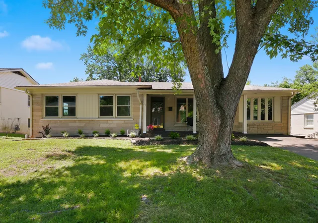 Single family home for sale at 2347 Heather Way, Lexington, KY 40503 | MLS# 26025320