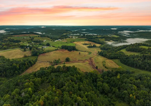 Photo 4 of Sale Pending at 155 River Hl Rd, East Bernstadt, KY 40729 | MLS# 26025336 | Listing updated on 2026-10-01