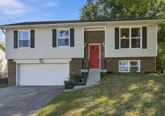 Photo 1 of Single family home for sale at 3540 Sundart Dr, Lexington, KY 40517 | MLS# 26025466 | Listing updated on 2026-10-13