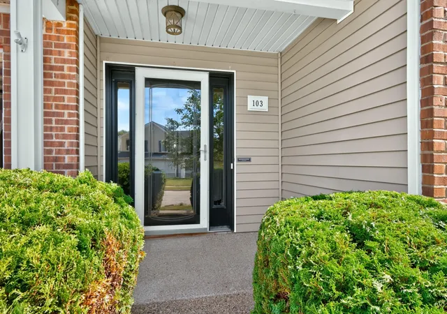 Photo 3 of Sale Pending at 103 Jennifer Dr, Georgetown, KY 40324 | MLS# 26025360 | Listing updated on 2026-10-13