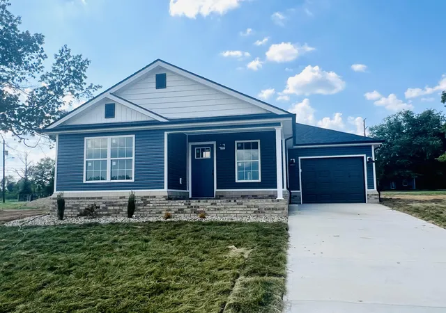 Photo 1 of Single family home for sale at 209 Ter View Dr, Berea, KY 40403 | MLS# 26025738 | Listing updated on 2026-10-13