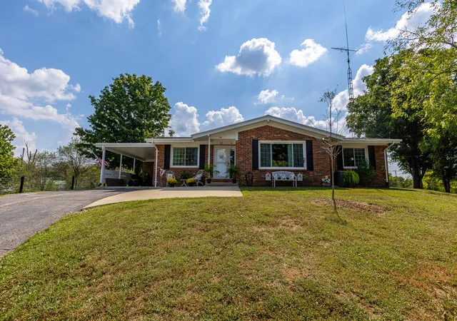 Photo 2 of Sale Pending at 508 S Bragg St, Perryville, KY 40468 | MLS# 26025396 | Listing updated on 2026-10-13