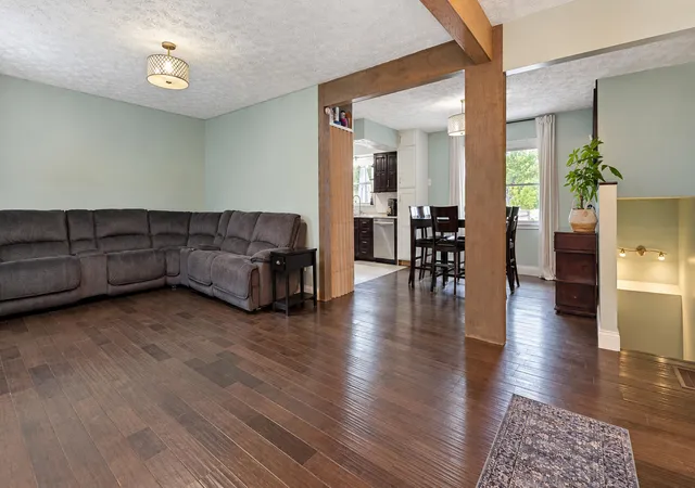 Photo 3 of Single family home for sale at 272 Grimes Rd, London, KY 40741 | MLS# 26025779 | Listing updated on 2026-10-13