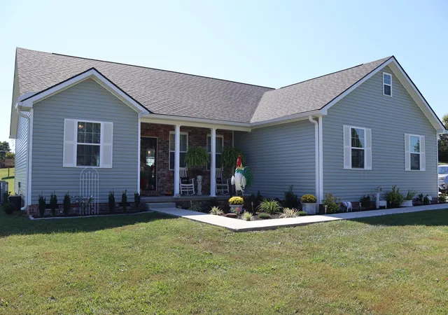 Photo 1 of Single family home for sale at 101 Mohican Trl, Jeffersonville, KY 40337 | MLS# 26025422 | Listing updated on 2026-10-26