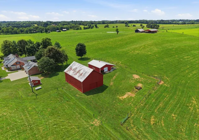 Photo 3 of Sale Pending at 1006 Sebree Rd, Stamping Ground, KY 40379 | MLS# 26025565 | Listing updated on 2026-10-15