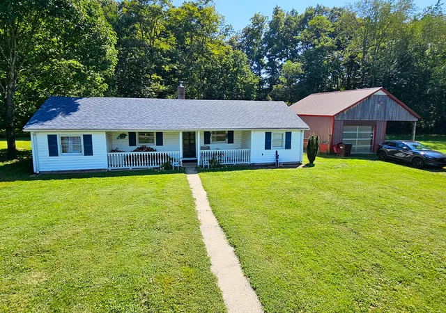 Photo 1 of Single family home for sale at 8915 Ky Hwy 643, Crab Orchard, KY 40419 | MLS# 26025595 | Listing updated on 2026-10-29