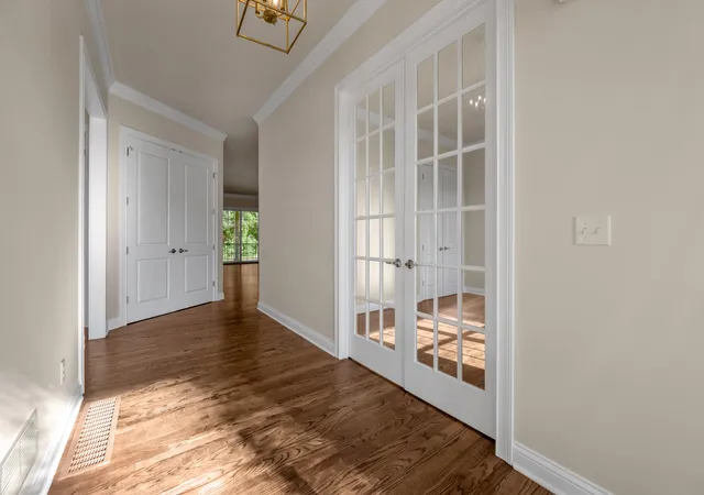 Photo 3 of Single family home for sale at 372 Weston Park, Lexington, KY 40515 | MLS# 26025449 | Listing updated on 2026-10-13