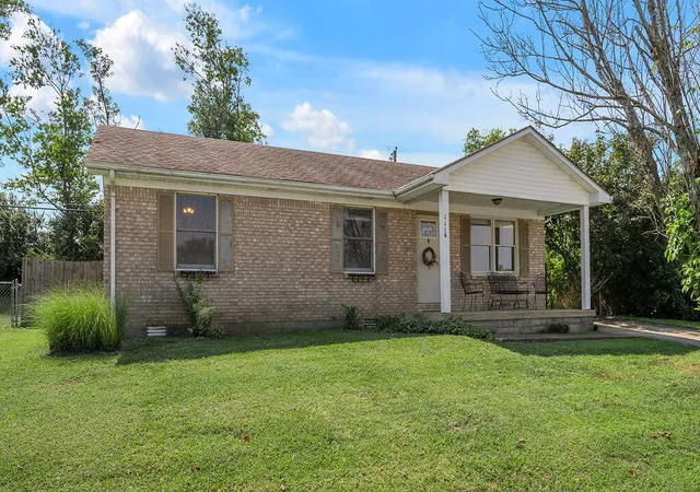 Photo 2 of Sale Pending at 1116 Orchard Dr, Nicholasville, KY 40356 | MLS# 26025773 | Listing updated on 2026-10-13