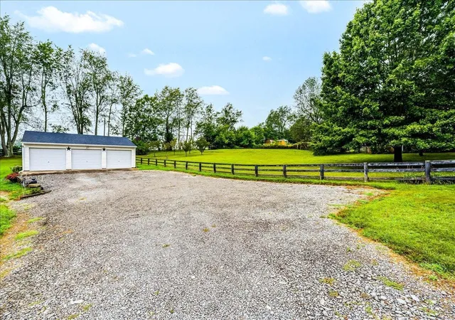Photo 3 of Single family home for sale at 119 New Hvn Rd, Lancaster, KY 40444 | MLS# 26025784 | Listing updated on 2026-10-21