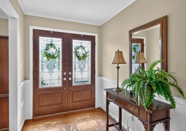Photo 2 of Single family home for sale at 3367 Clays Ml Rd, Lexington, KY 40503 | MLS# 26025712 | Listing updated on 2026-10-22