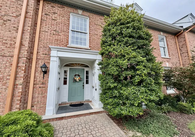Photo 1 of Single family home for sale at 16b Charleston Greene, Danville, KY 40422 | MLS# 26026499 | Listing updated on 2026-10-13