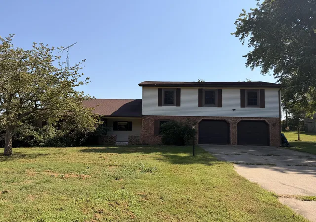 Photo 1 of Single family home for sale at 2004 Wingo Rd, Wingo, KY 42088 | MLS# 26026054 | Listing updated on 2026-10-15