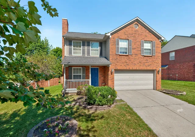 Photo 2 of Single family home for sale at 1196 Lacy Ln, Lexington, KY 40513 | MLS# 26025630 | Listing updated on 2026-10-13