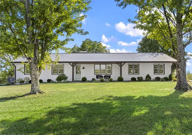 Photo 1 of Land for sale at 1039 Cole Rd, Winchester, KY 40391 | MLS# 26026397 | Listing updated on 2026-10-16