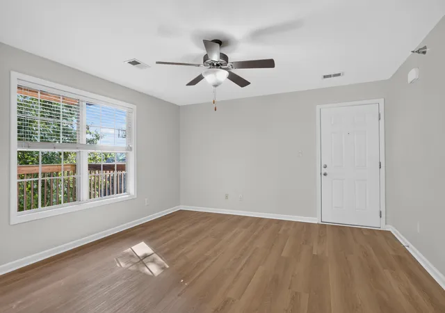Photo 3 of Condo for sale at 857 Malabu Dr #2101, Lexington, KY 40502 | MLS# 26025607 | Listing updated on 2026-10-13