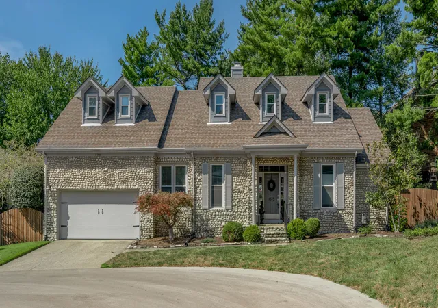 Photo 3 of Single family home for sale at 1675 Snow Goose Cir, Lexington, KY 40511 | MLS# 26025710 | Listing updated on 2026-10-13