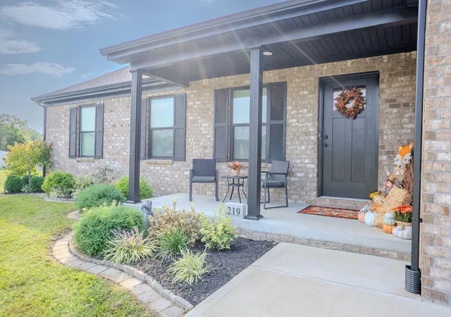 Photo 3 of Single family home for sale at 219 Patriot Trl, Berea, KY 40403 | MLS# 26026521 | Listing updated on 2026-10-20