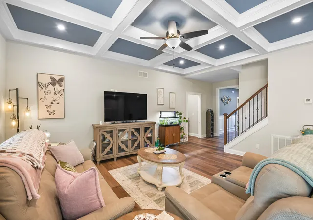 Photo 2 of Single family home for sale at 105 Tattersalls Dr, Nicholasville, KY 40356 | MLS# 26025848 | Listing updated on 2026-10-14