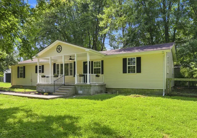 Photo 1 of Sale Pending at 1191 Scaffold Cane Rd, Berea, KY 40403 | MLS# 26025729 | Listing updated on 2026-10-21