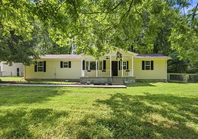 Photo 3 of Sale Pending at 1191 Scaffold Cane Rd, Berea, KY 40403 | MLS# 26025729 | Listing updated on 2026-10-21