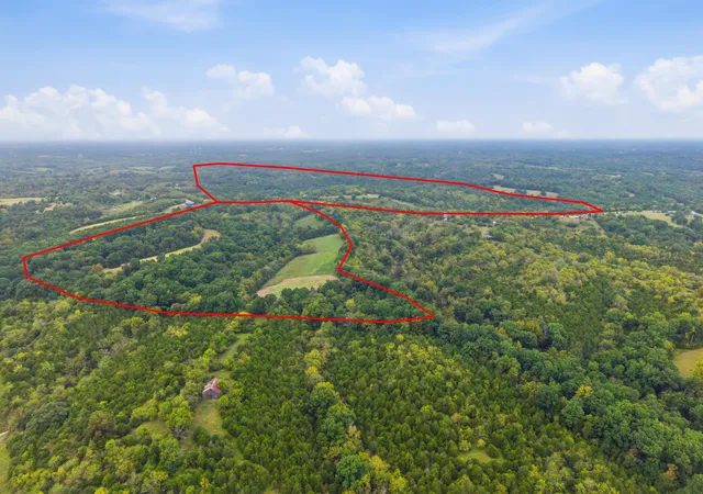 Photo 2 of Land for sale at 4465 Mackville Rd, Harrodsburg, KY 40330 | MLS# 26025763 | Listing updated on 2026-10-13