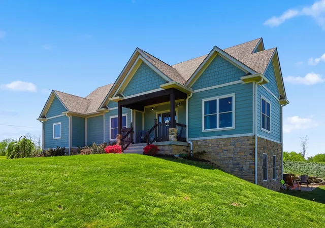 Photo 2 of Single family home for sale at 100 Collins Risk Rd, Georgetown, KY 40324 | MLS# 26025759 | Listing updated on 2026-10-13