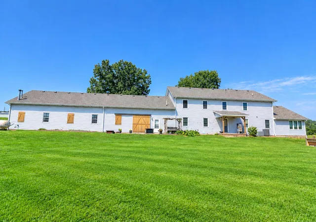 Listing Photo 1 - Condo for sale in building located at 1869 U.s 60, Salem, KY 42078 - Unit #