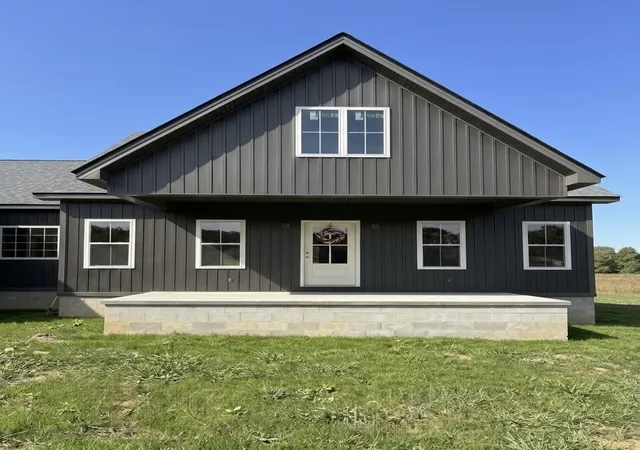 Photo 2 of Single family home for sale at 333 Laredo Dr, London, KY 40741 | MLS# 26027096 | Listing updated on 2026-10-13