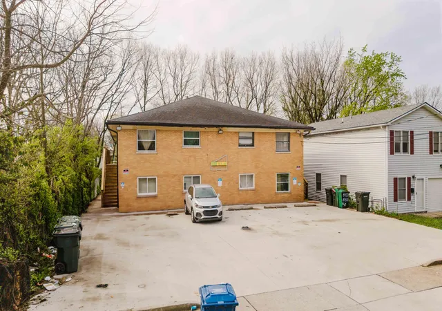Photo 1 of Multi family home for sale at 438 Elm St, Lexington, KY 40508 | MLS# 26025898 | Listing updated on 2026-10-13