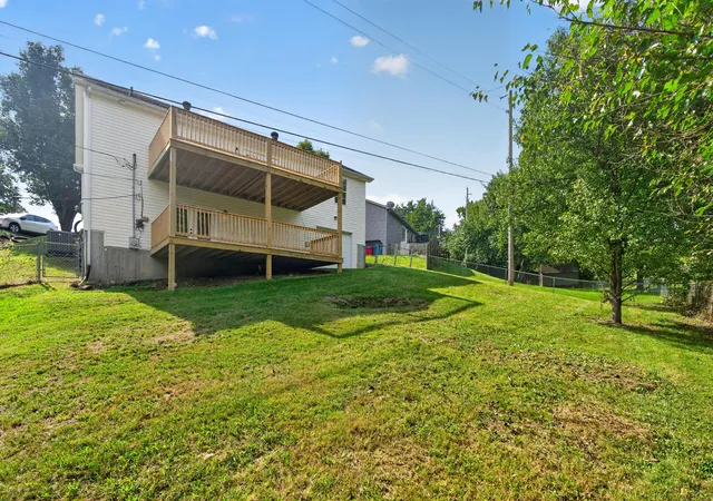 Photo 32 of Single family home for sale at 119 River Oak Dr, Frankfort, KY 40601 | MLS# 26025937 | Listing updated on 2026-10-23