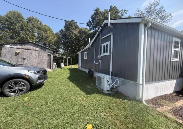 Photo 3 of Sale Pending at 1693 Matt Baker Rd, London, KY 40744 | MLS# 26025922 | Listing updated on 2026-10-13