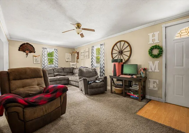 Photo 2 of Single family home for sale at 282 London Ave, Corbin, KY 40701 | MLS# 26025982 | Listing updated on 2026-10-13