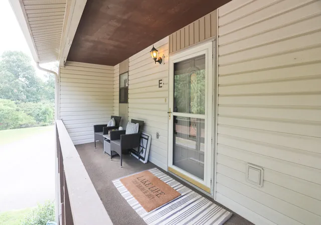 Listing Photo 1 - Condo for sale in building located at 328 Champion Hls Rd, Kuttawa, KY 42055 - Unit #5E