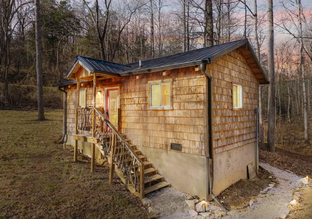 Photo 3 of Single family home for sale at 22 Still Hand, Beattyville, KY 41311 | MLS# 26026211 | Listing updated on 2026-10-13