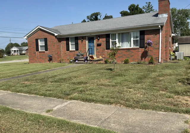 Photo 2 of Single family home for sale at 345 College, Harrodsburg, KY 40330 | MLS# 26025861 | Listing updated on 2026-10-15