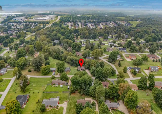 Photo 2 of Single family home for sale at 713 Winterhaven Ln, Frankfort, KY 40601 | MLS# 26026664 | Listing updated on 2026-10-13