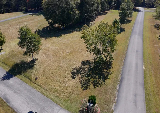 Photo 2 of Land for sale at 425 1009 Cliffside Dr, Russell Springs, KY 42642 | MLS# 26026092 | Listing updated on 2026-10-13