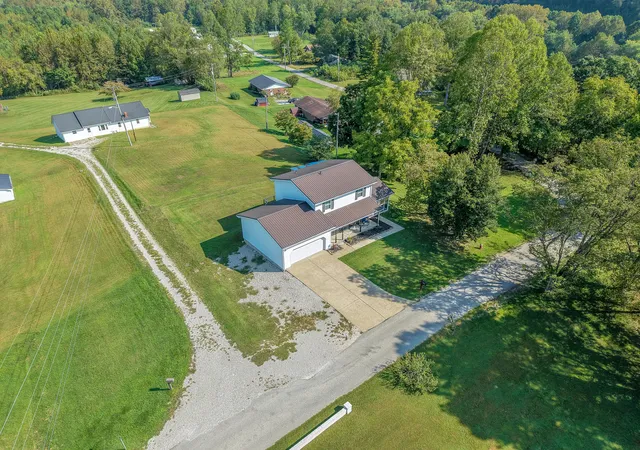 Photo 4 of Single family home for sale at 78 Oscar Ln, West Liberty, KY 41472 | MLS# 26025972 | Listing updated on 2026-10-24