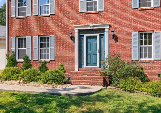 Photo 3 of Single family home for sale at 109 Sir Barton Dr, Danville, KY 40422 | MLS# 26025876 | Listing updated on 2026-10-13