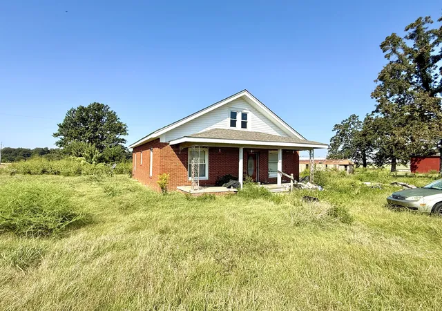 Photo 1 of Sale Pending at 1795 Rob Mason Rd, Murray, KY 42071 | MLS# 26026826 | Listing updated on 2026-10-08